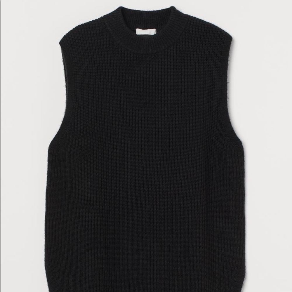 H&M rib knit sweater vest